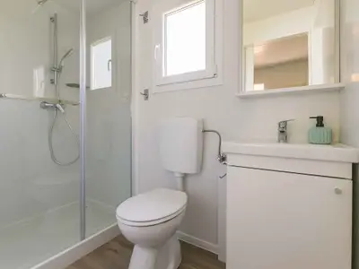 Mobilheim für 6 Personen (33 m²) in Karigador 8/10