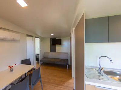 Mobilheim für 5 Personen (30 m²) in Klenovica 9/10