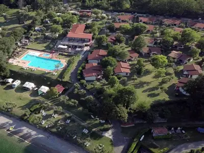 PoolOfHouse