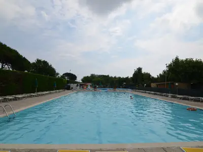 PoolOfHouse