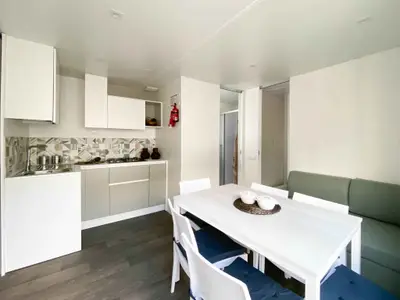 Mobilheim für 6 Personen (34 m²) in Lido Di Dante 3/10