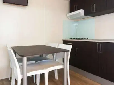 Mobilheim für 5 Personen (25 m²) in Lido Di Jesolo 3/6