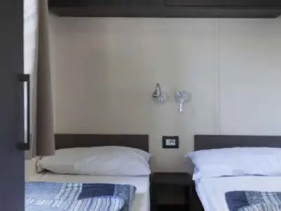 Mobilheim für 5 Personen (25 m²) in Lido Di Jesolo 5/6