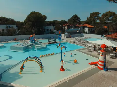 PoolOfHouse