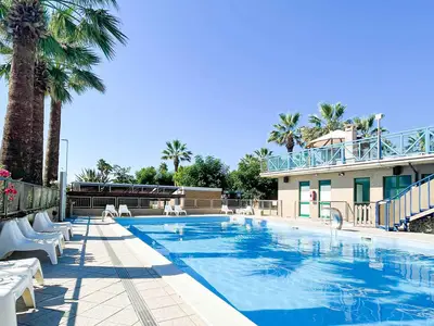 Mobilheim für 5 Personen (24 m²) in Martinsicuro 1/10