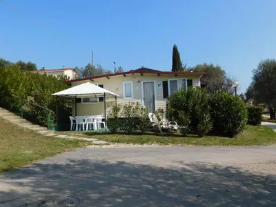 Mobilheim für 4 Personen (24 m²) in Moniga Del Garda 2/10