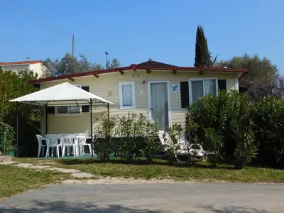 Mobilheim für 4 Personen (24 m²) in Moniga Del Garda 3/10