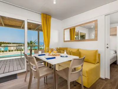 Mobilheim für 4 Personen (34 m²) in Omišalj 6/10