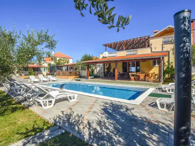 Mobilheim für 5 Personen (30 m²) in Pakostane 5/10