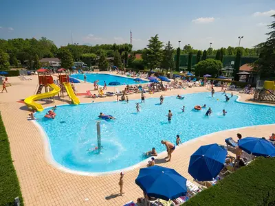 Mobilheim für 4 Personen (24 m²) in Peschiera Del Garda 5/10