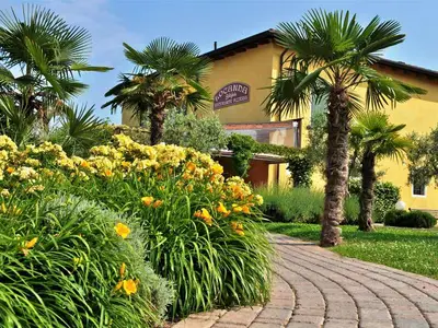 Mobilheim für 5 Personen (22 m²) in Peschiera del Garda 1/10
