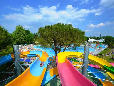 Mobilheim für 7 Personen (29 m²) in Peschiera del Garda 1/10
