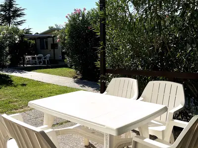 Mobilheim für 4 Personen (24 m²) in Peschiera del Garda 2/10