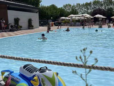 Mobilheim für 4 Personen (24 m²) in Peschiera del Garda 8/10