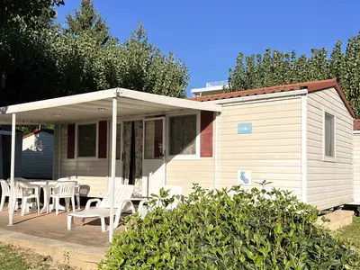Mobilheim für 5 Personen (30 m²) in Peschiera del Garda 2/10