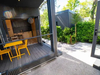 Mobilheim für 4 Personen (30 m²) in Sirmione 3/10