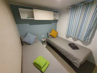Mobilheim für 4 Personen (31 m²) in Schashagen 8/10