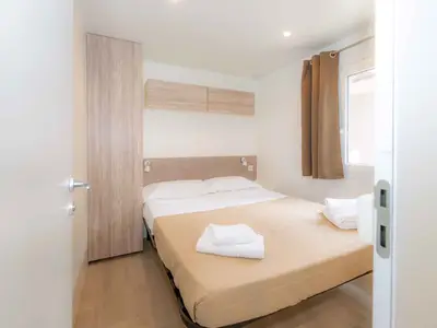 Mobilheim für 6 Personen (33 m²) in Sirmione 7/10