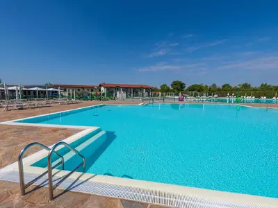 Mobilheim für 6 Personen (33 m²) in Sirmione 1/10