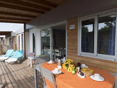 Mobilheim für 6 Personen (40 m²) in Roarlongo 1/10