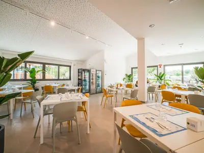 DiningRoom