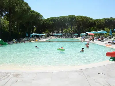 PoolOfHouse