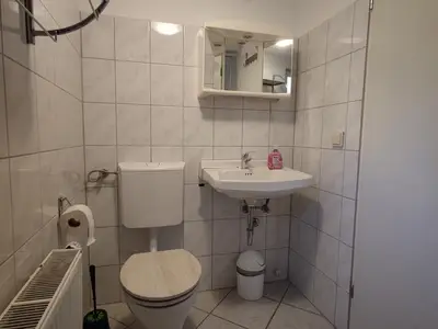 Bad mit WC und Dusche