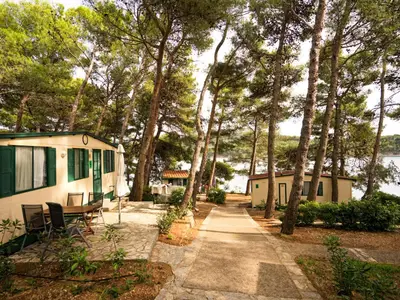 Mobilheim für 2 Personen (12 m²) in Cres 10/10