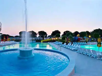 Mobilheim für 5 Personen (31 m²) in Pacengo di Lazise 4/10