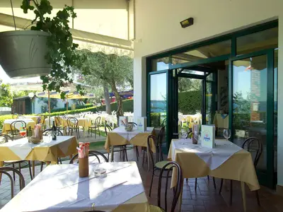 Mobilheim für 5 Personen (32 m²) in Moniga Del Garda 6/10