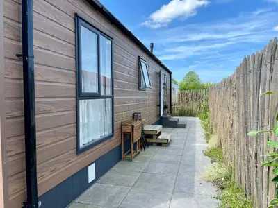 Mobilheim für 3 Personen (41 m²) in Sint Kruis 4/10