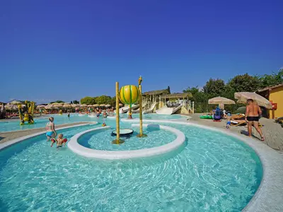 Mobilheim für 6 Personen (40 m²) in Roarlongo 8/10