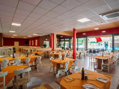 Mobilheim für 6 Personen (34 m²) in Castelnuovo Del Garda 8/10