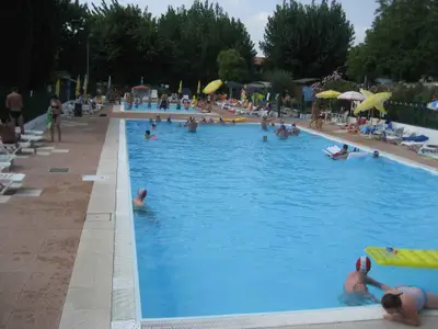 Mobilheim für 5 Personen (32 m²) in Moniga Del Garda 3/10