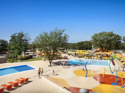 Mobilheim für 7 Personen (30 m²) in Tar 9/10