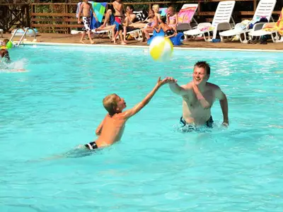 Mobilheim für 5 Personen (24 m²) in Torre del Pozzo 8/10