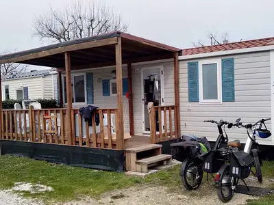 Mobilheim für 4 Personen (25 m²) in Torre Lapillo 9/10