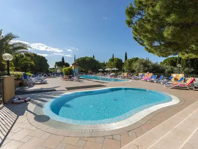 Mobilheim für 4 Personen (24 m²) in Toscolano-Maderno 4/10