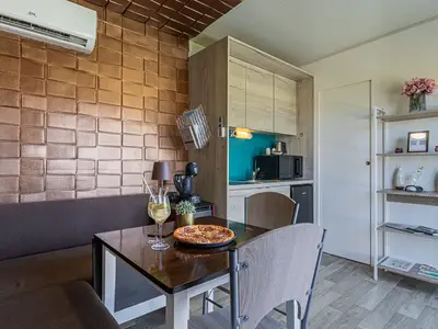 Küche und Essbereich