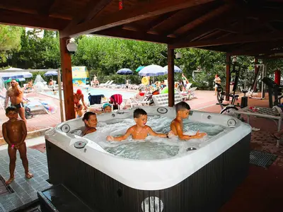 Mobilheim für 6 Personen (24 m²) in Tuoro Sul Trasimeno 5/10