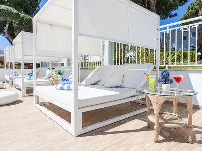 Sunbeds