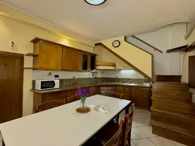 Küche und Essbereich