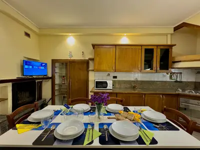 Küche und Essbereich