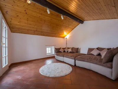 Schlafsofa (Schlafbereich für Studio)
