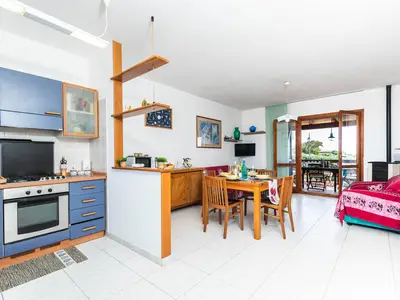 Küche und Essbereich