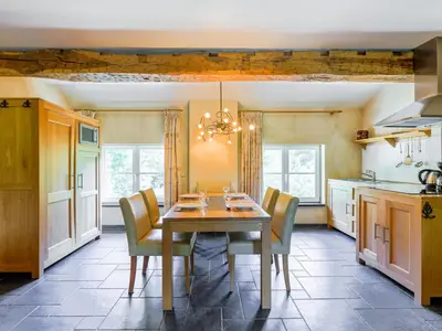 DiningRoom