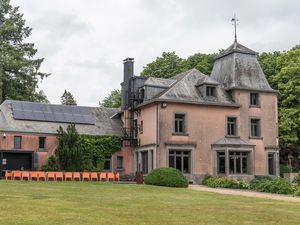 Schloss für 32 Personen (1126 m&sup2;) in Chiny