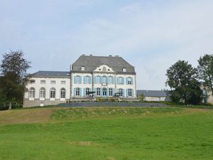 19337965-Schloss-24-Marchin-300x225-2