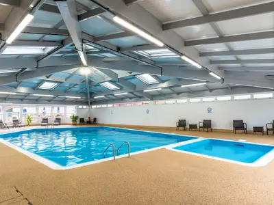 PoolOfHouse