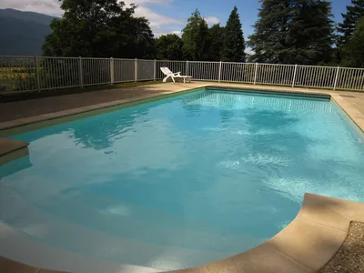 PoolOfHouse